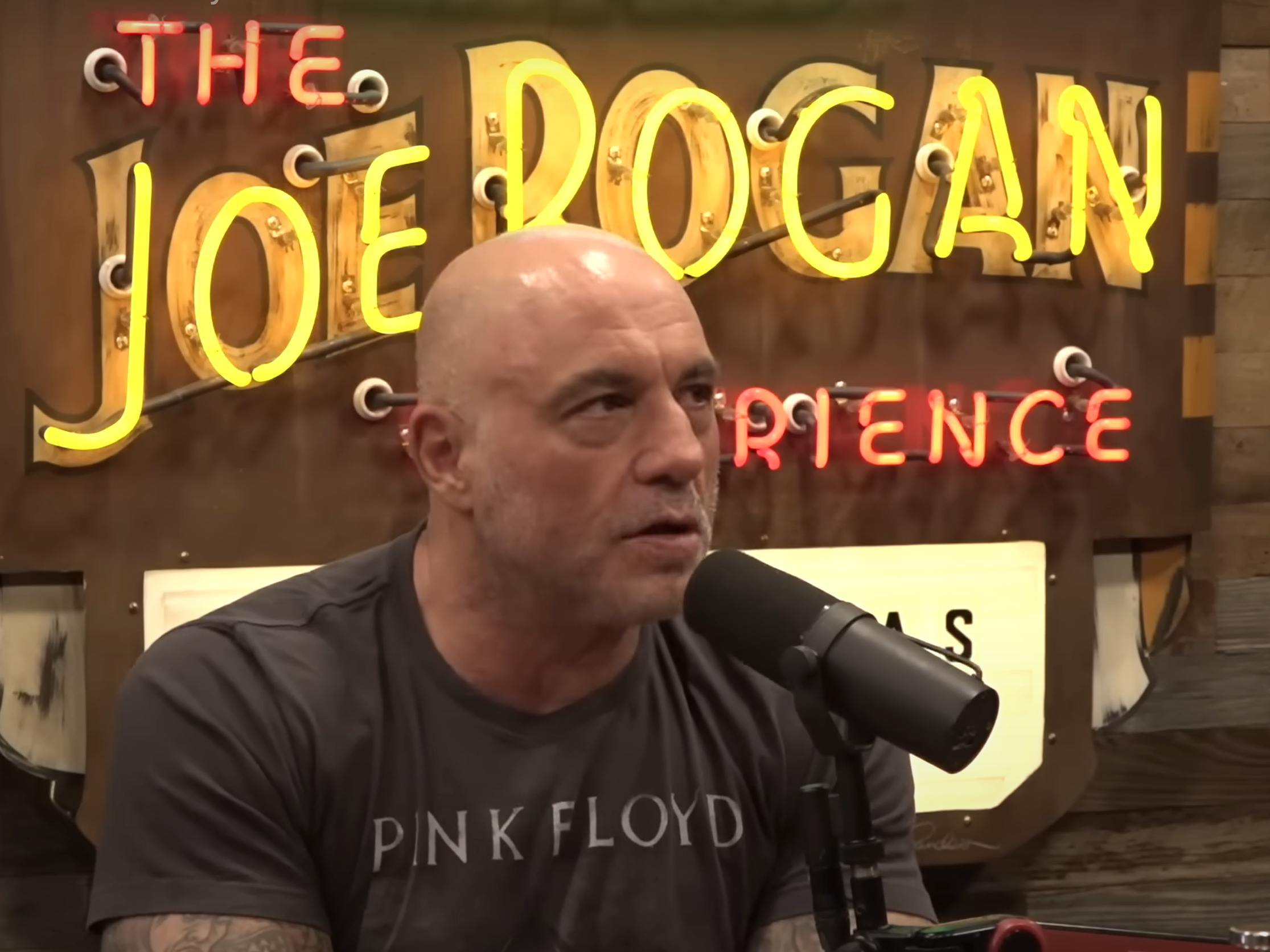 据观察者网报道，美非营利组织称接到上百名军人投诉，指指挥官将战争宗教化，声称是上