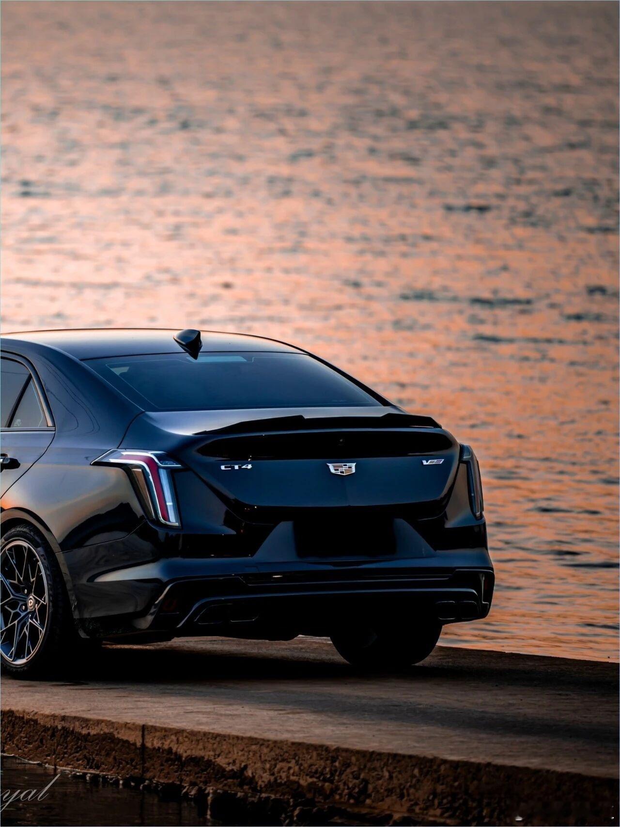 人生第一台后驱车，从凯迪拉克ct4 开始。2.0T动力推背，50:50黄金比例过