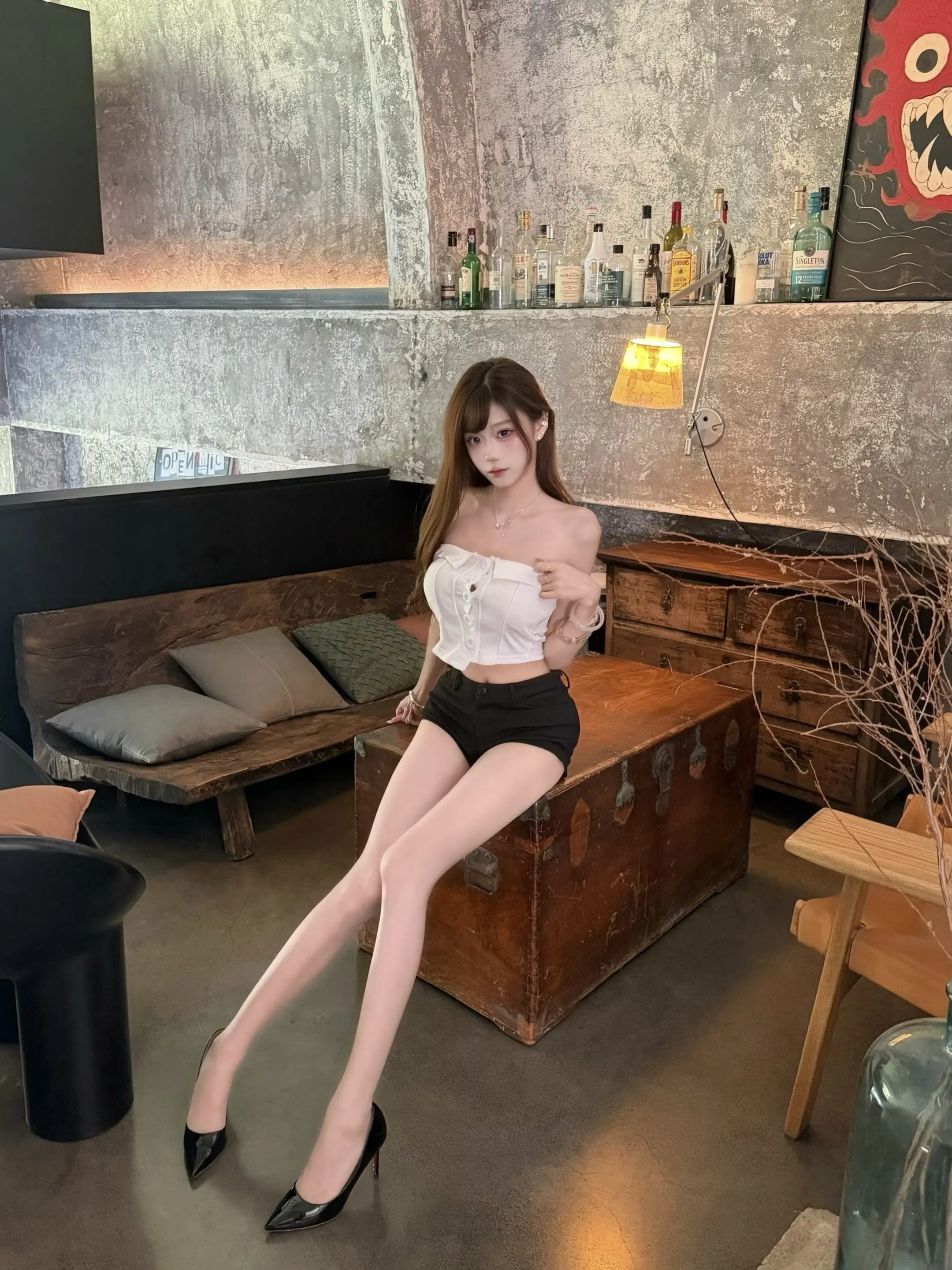 肌肉男在哪 我脚上有蛋白粉。极