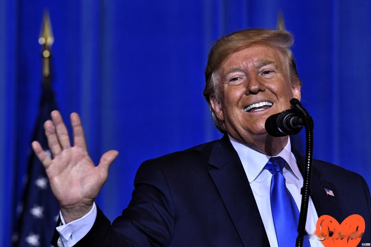 大消息！
民主党终于妥协！
美国当局可能很快会重新开门了……

美股止跌了，因为