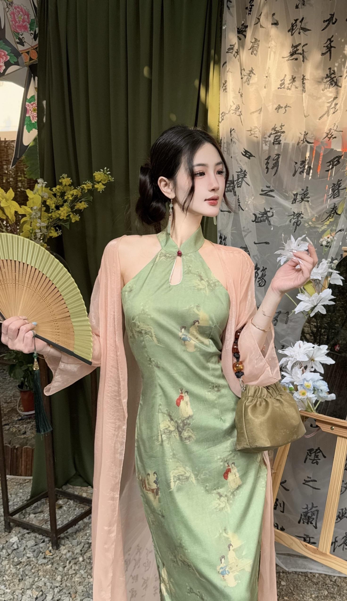 春之晓 梦不觉 恰似你我当年。此间春色