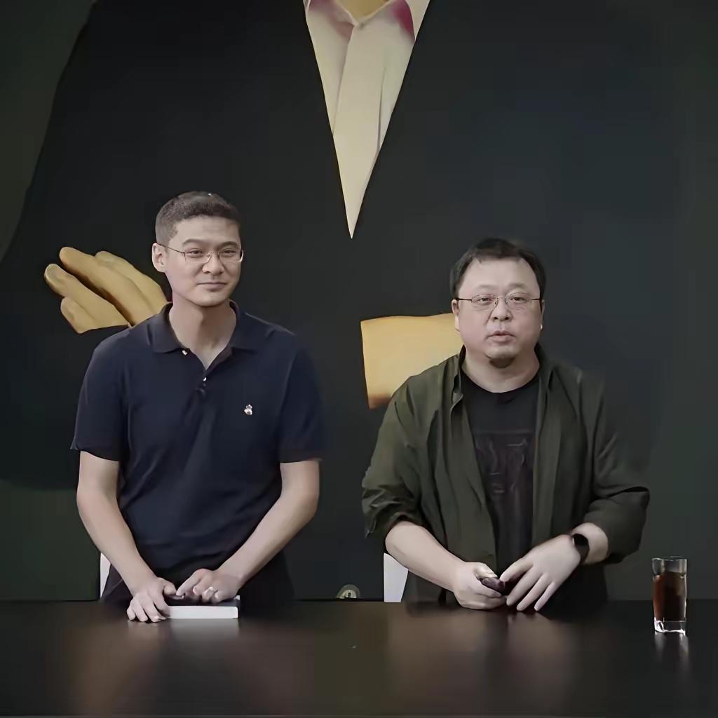 难道两个罗都要人设崩塌吗？
三罗可要坚挺啊！