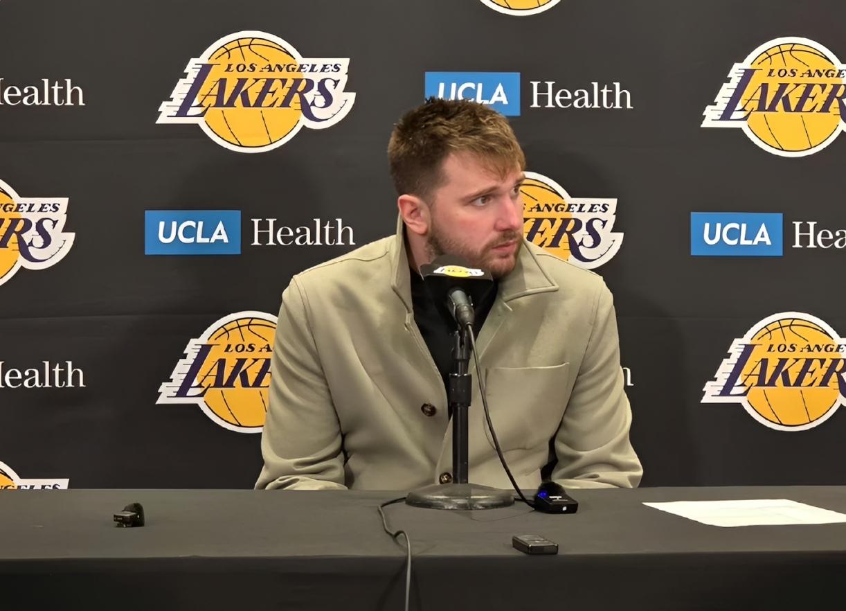 发现没？东契奇得分越高，湖人输球的概率越大

湖人背靠背战胜猛龙，战绩上算是松了