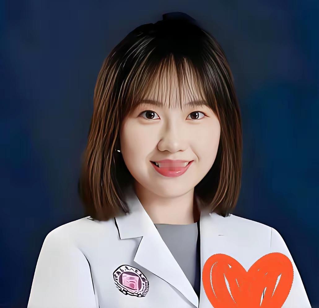 近日，原湖南省人民医院曾琦医生晒出工作照，并配文“人无完人，厚德不责小疵”，这份