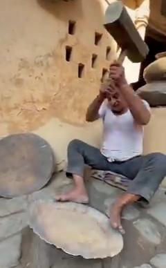 因为专注，所以专业。能征服人心的永远不是价格，而是品质。能感动人心的永远不是语言