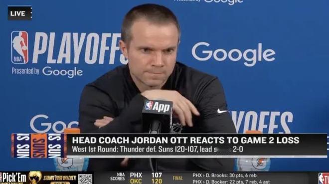 他还点赞了马卢阿奇的表现：他在第四节及上半场的登场均产生积极影响，身体、比赛节奏