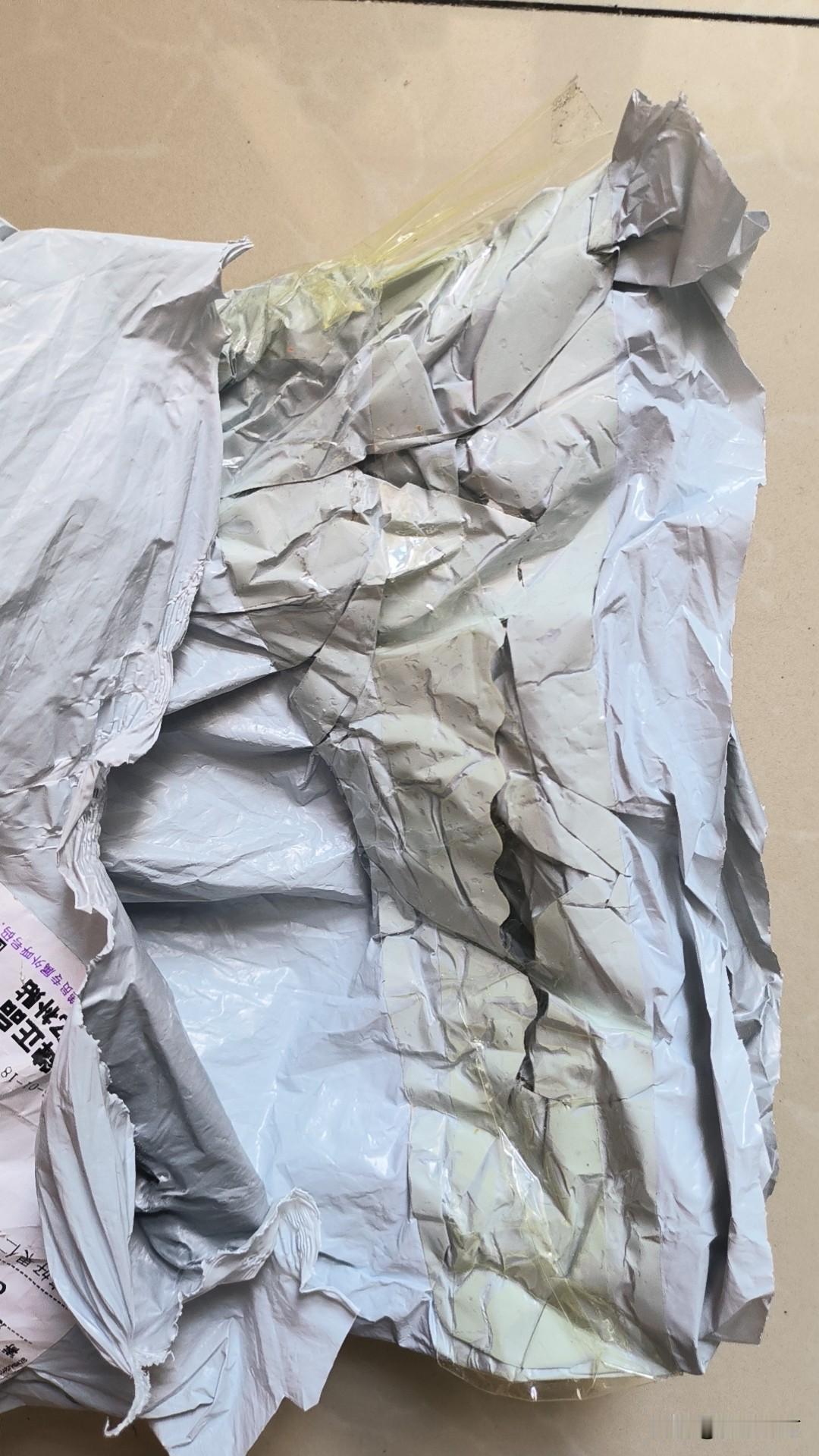 贝加尔湖应该是中国的吧！[大金牙]