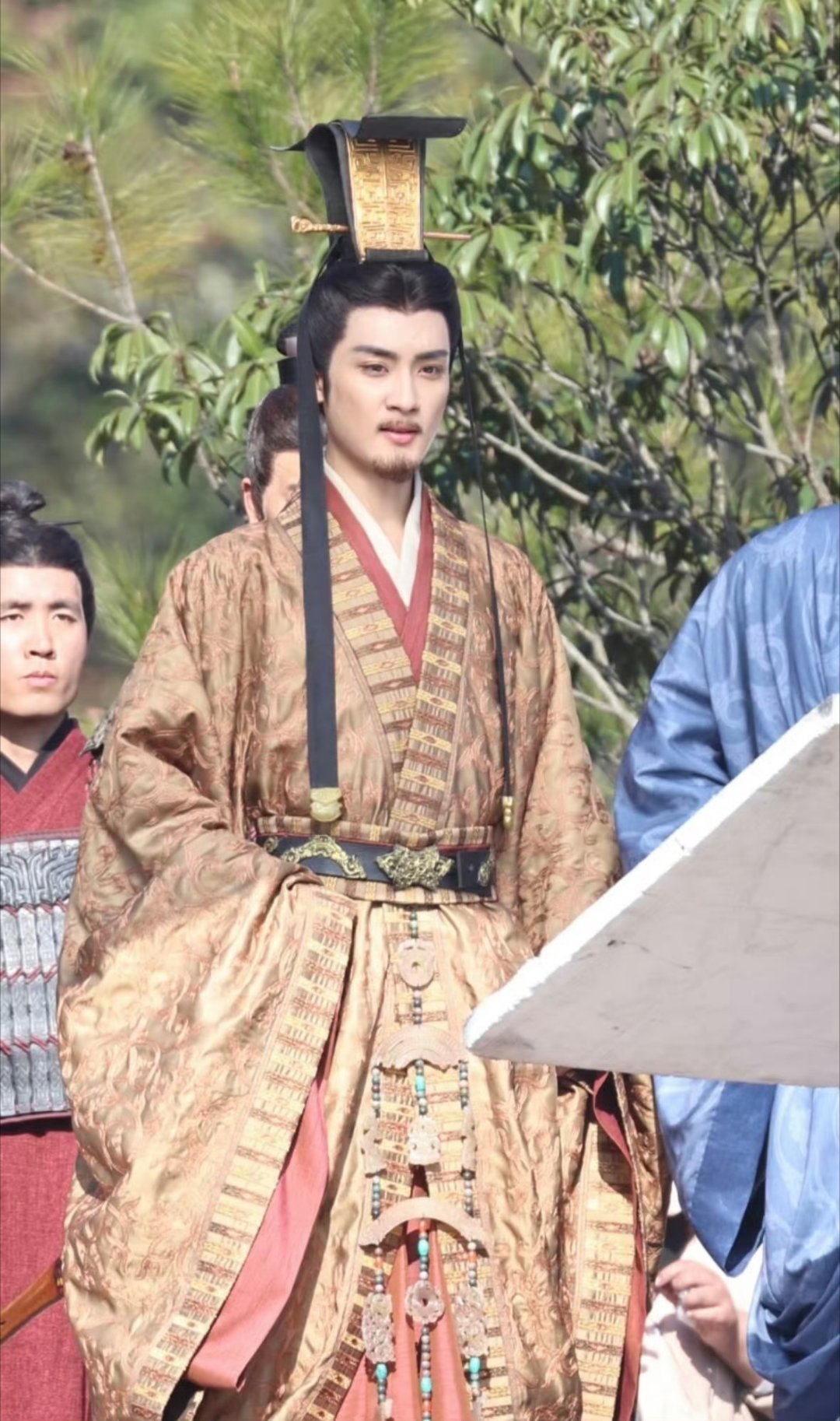 拓跋宏竟然是边程演，不过好像也不是很意外早期能演清平乐，近期还拍了秦谜 