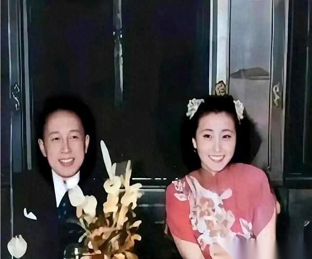 1947年，上海。
钱学森，蒋英。
就这几个字，一张照片，我能看半天。
一个是中