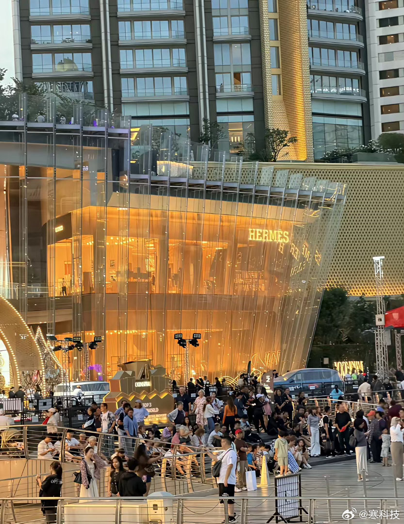 泰国GDP也就跟云南，陕西差不多，凭什么商场做得比我们好这么多？ 