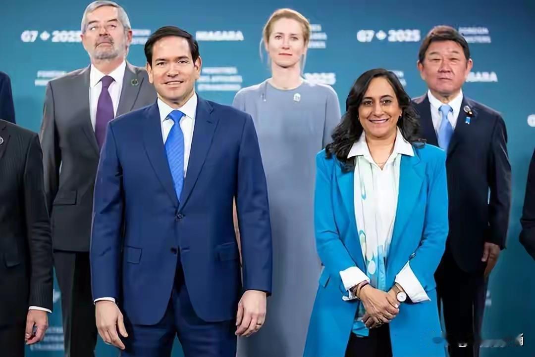 G7外长会对朝鲜发出威胁。表态要坚决支持半岛无核化。

朝鲜很生气，回应道:G7