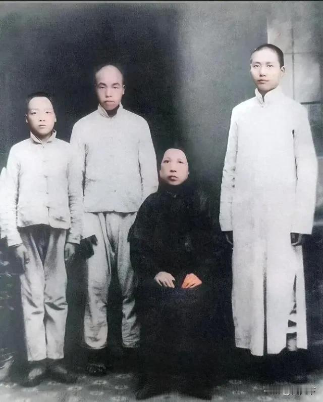 文七妹，这位影响了毛泽东早年成长的女性，生于湖南湘乡县一个普通农家。外祖父文芝仪