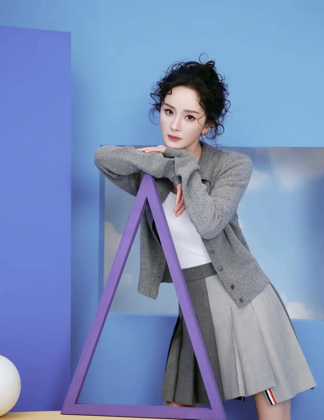 杨幂这发型太好看了