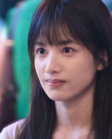 张婧仪好勇敢主动一女的砸锁丢衣翻新房，苗靖用行动焊死占有欲。六年跨度张婧仪拿捏钓