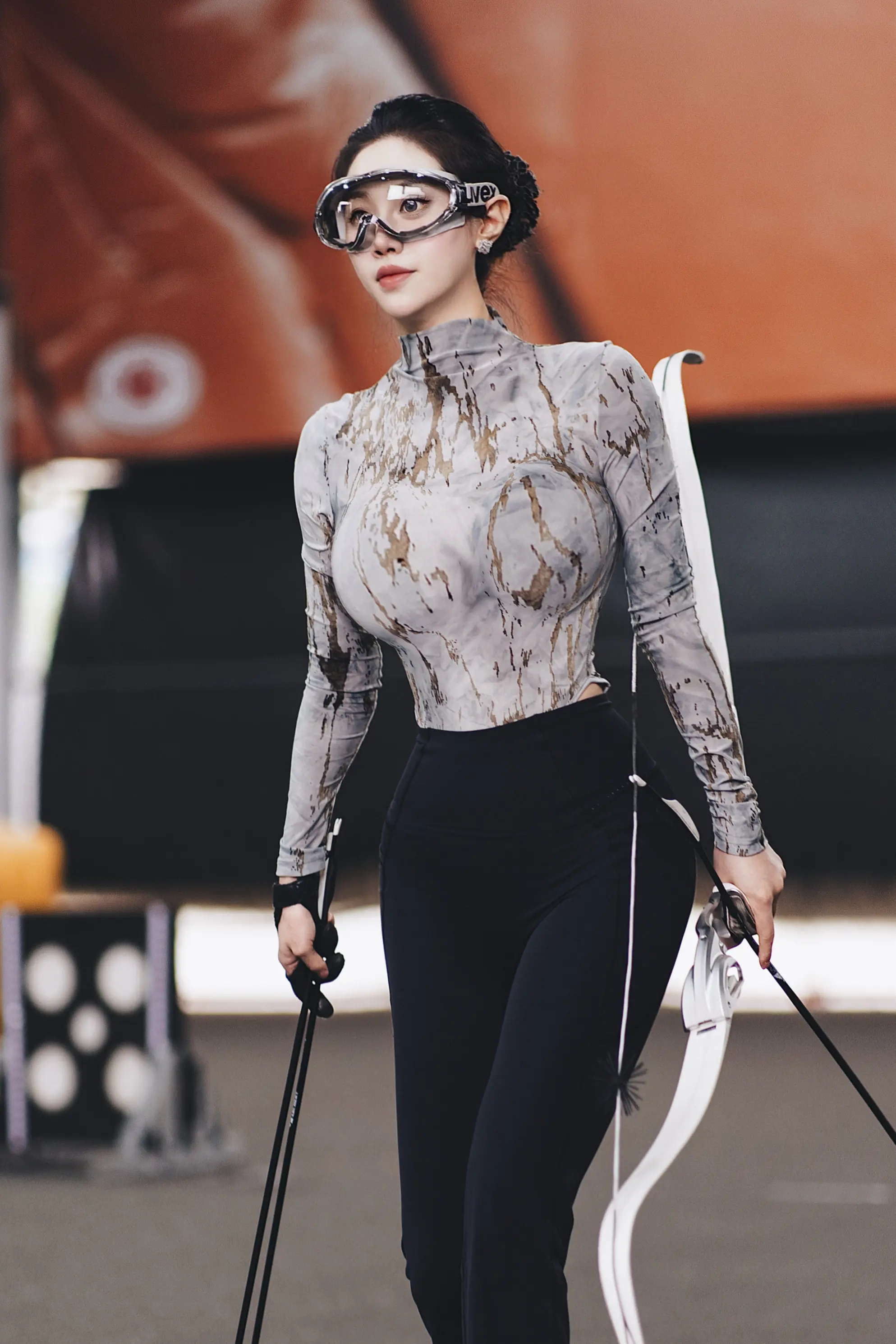 你的影子被日落拉长、思念在很远的地方。