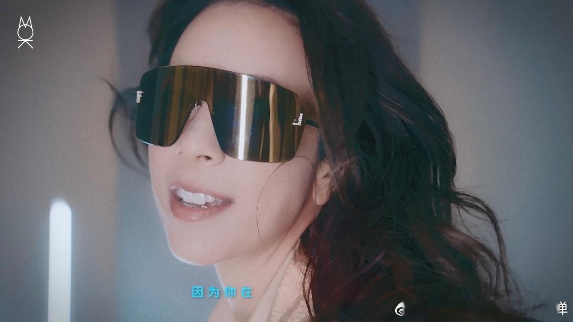 #莫文蔚鸟巢演唱会终于要预售了# 哇哦，莫文蔚鸟巢演唱会要预售了！姐姐准备了新歌