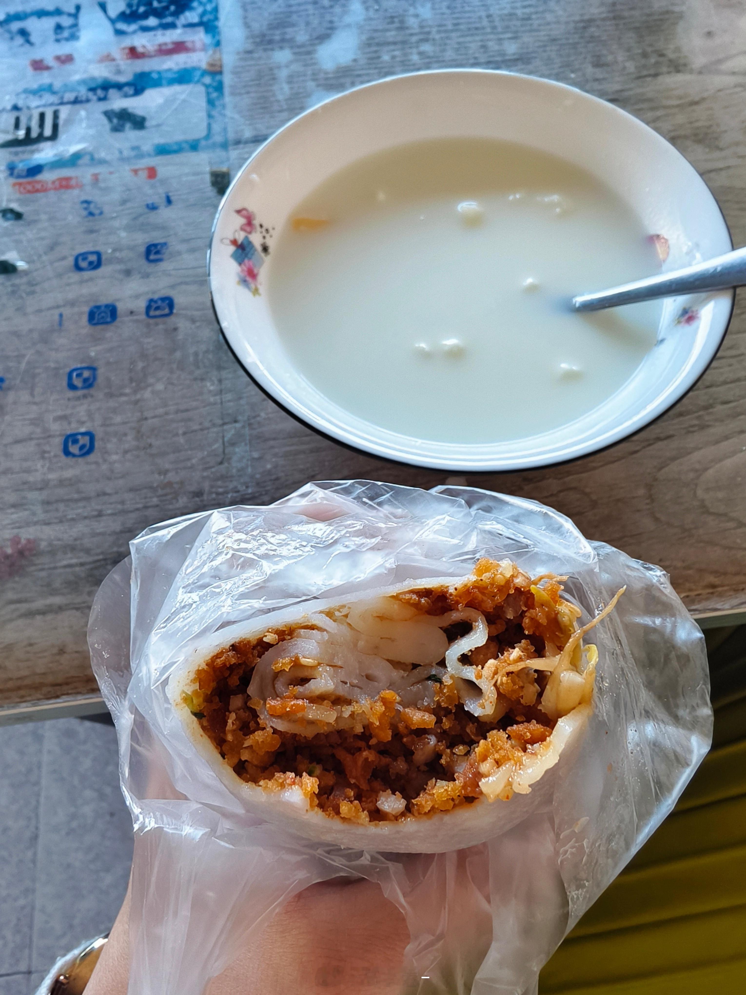 早上好哇~[太阳]早饭吃点啥？  