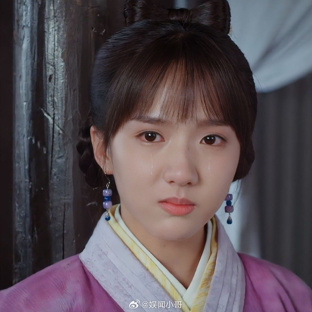 白举纲谈上歌手被贴新声标签 白举纲谈上歌手被贴新声标签，引发行业思考。标签不应成