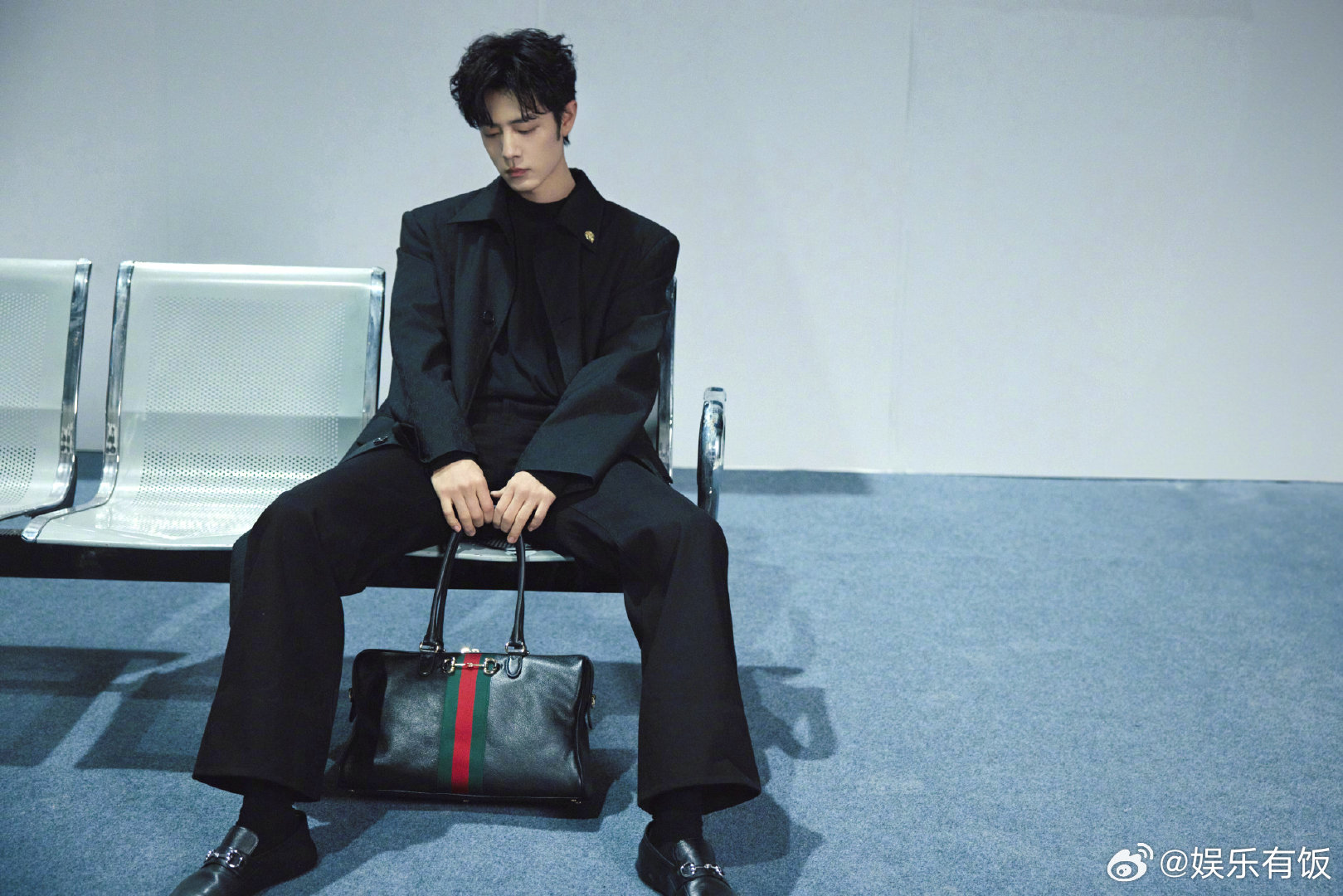 肖战时装周人气男艺人TOP杨紫时装周人气女艺人TOP 恭喜拿下时装周人气男艺人T