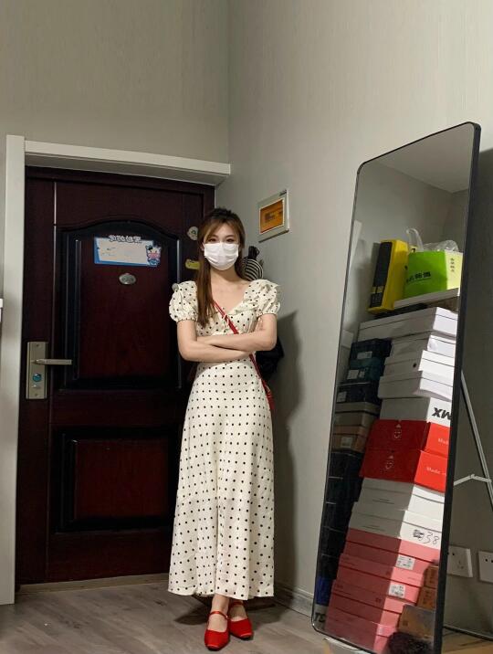 真的很难拒绝波点裙！！！