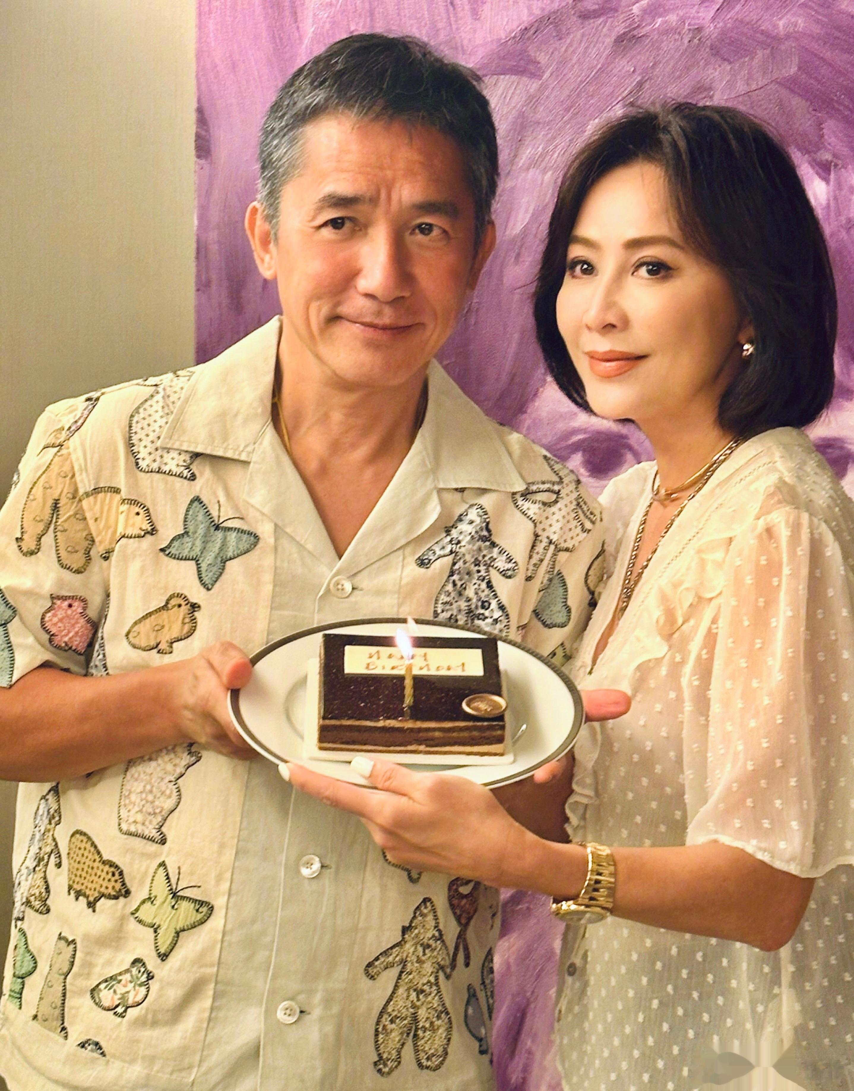 61岁梁朝伟跟30多岁女明星在日本有私生子这事儿，是真的吗？ ​[吃惊][吃惊]