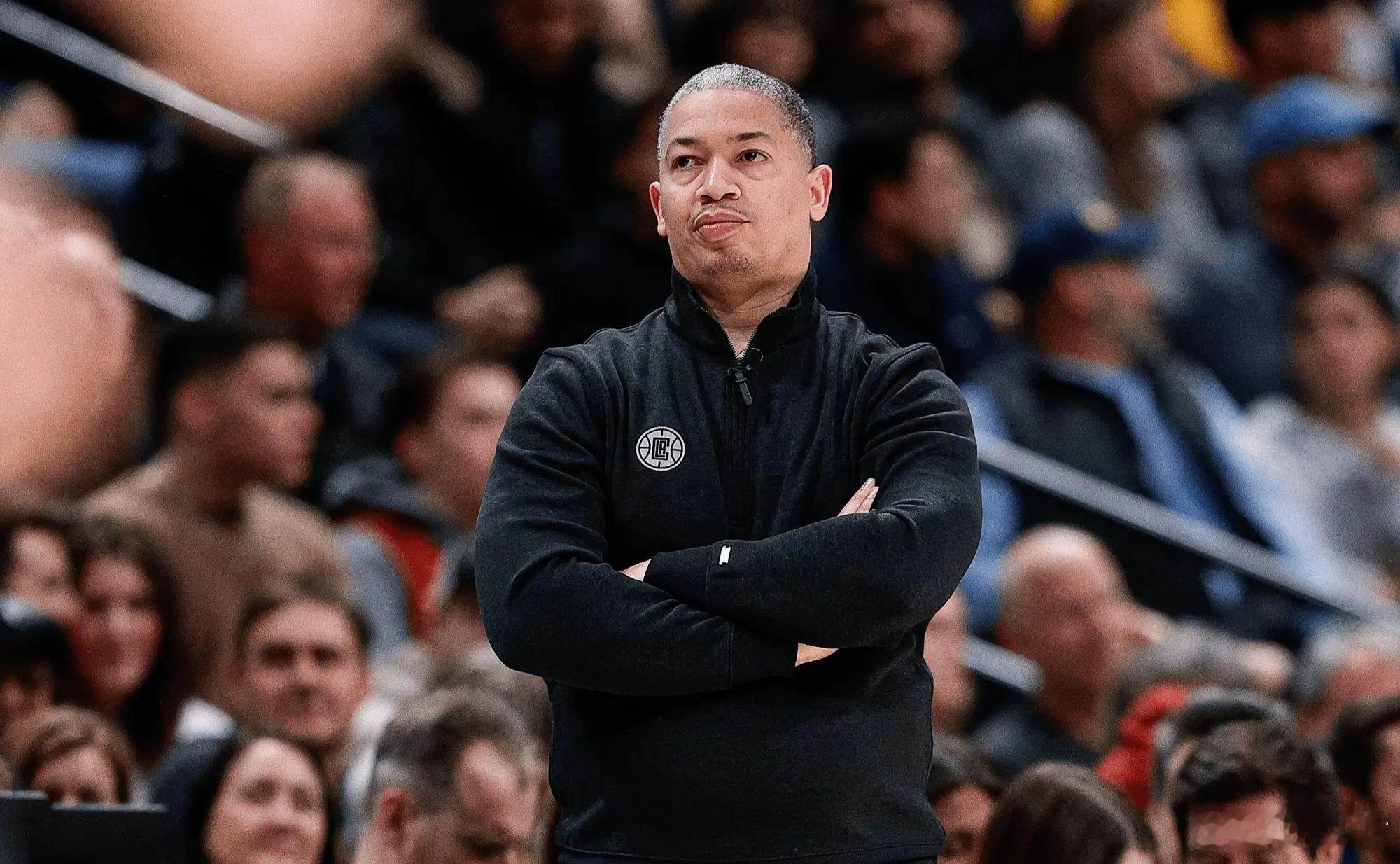 农夫呼叫深海，请记录回家的方式！下面请听一个普通母亲写给儿子深海的诗，本台最近多