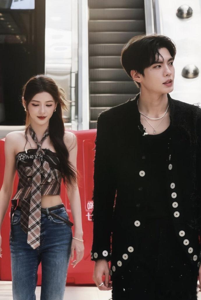 张予曦毕雯珺官宣新综艺合伙人原班人马回归 还是熟悉的组合，还是默契的搭档，坐等两