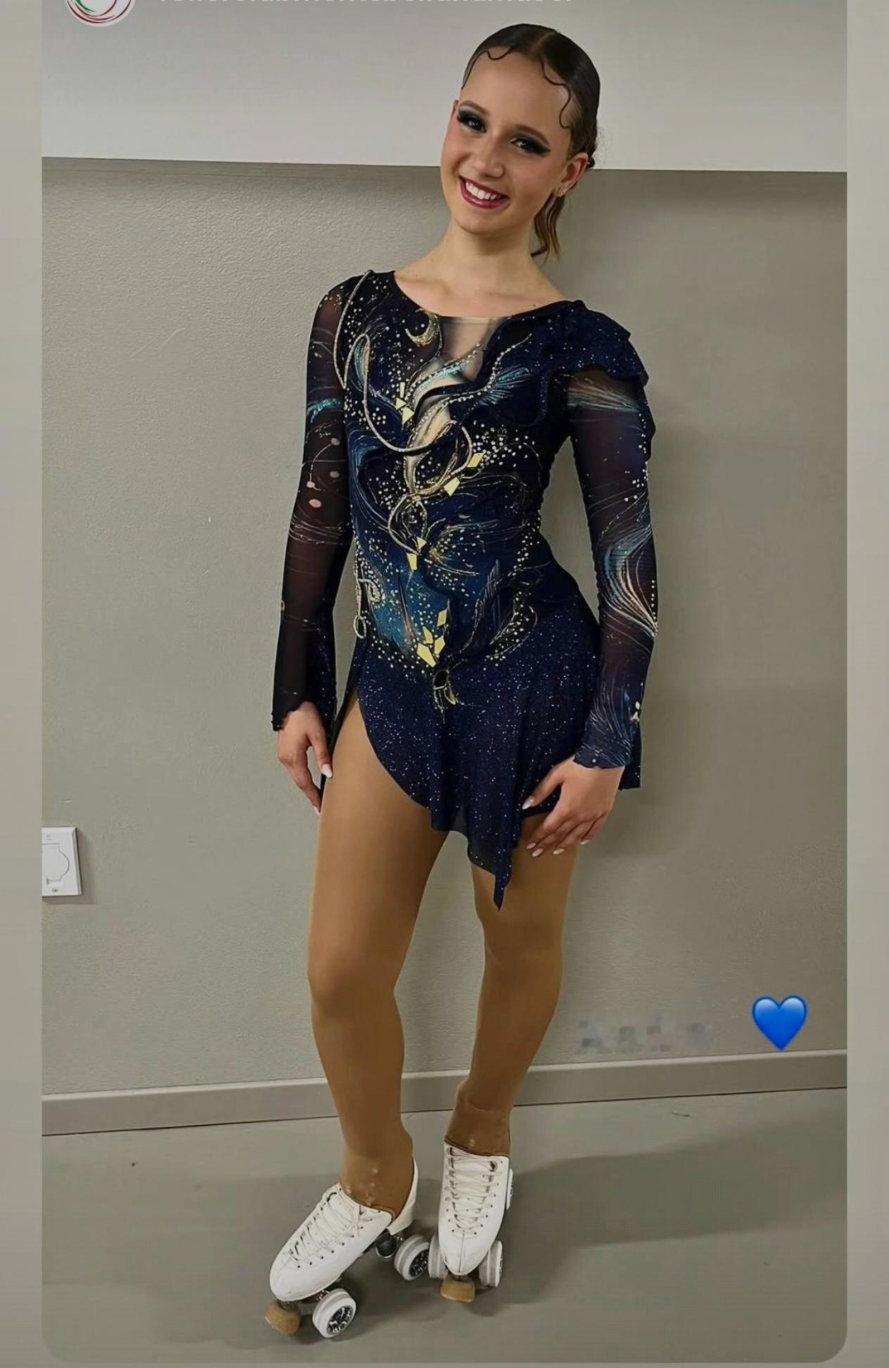 收集花样costume 在花样轮滑发现一件理念有趣的衣服，设计师Martina 