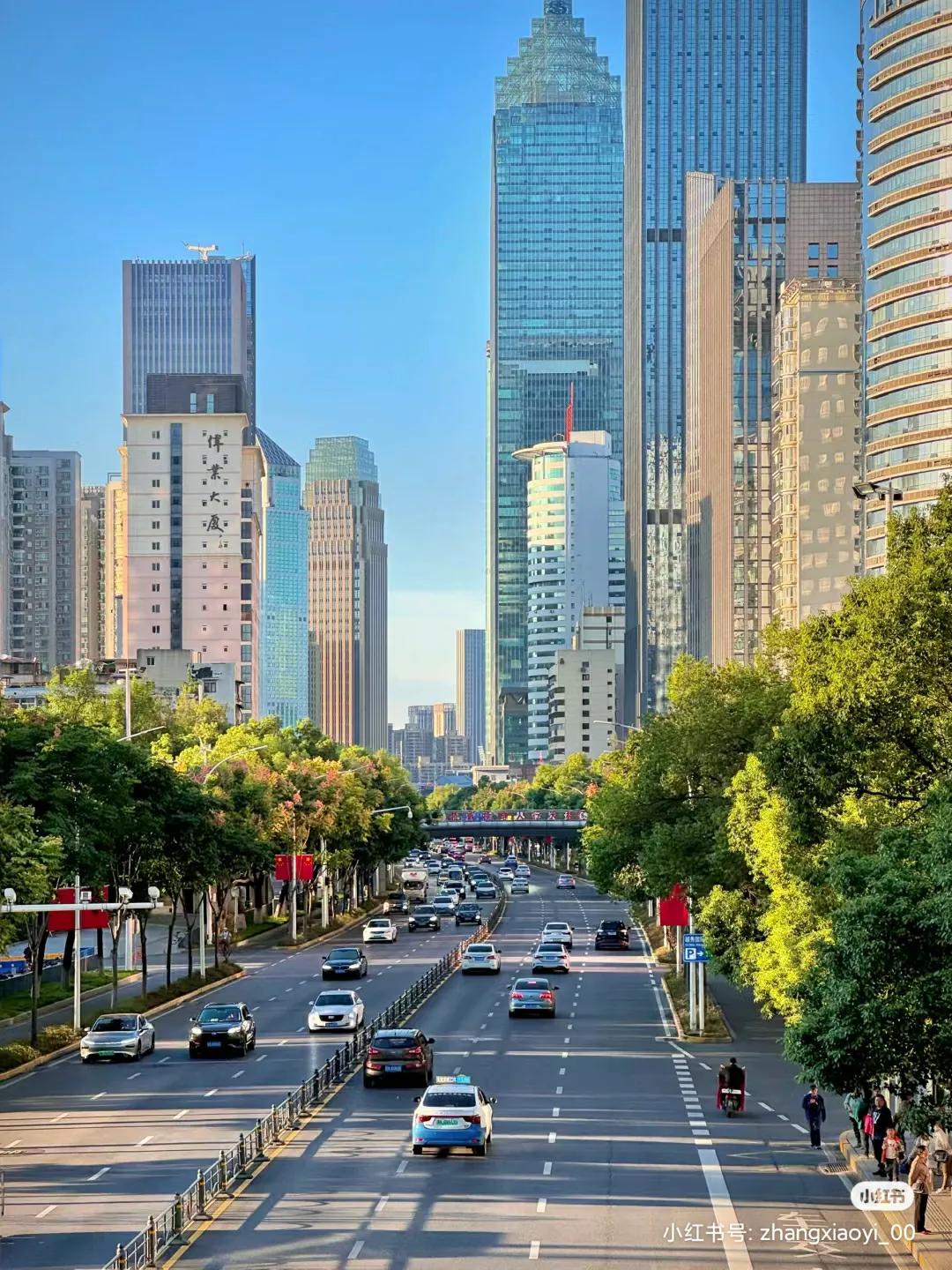 真心建议大家在职时，多整理下自己的项目：
只要你还在职场里，其实你一直在经营两件