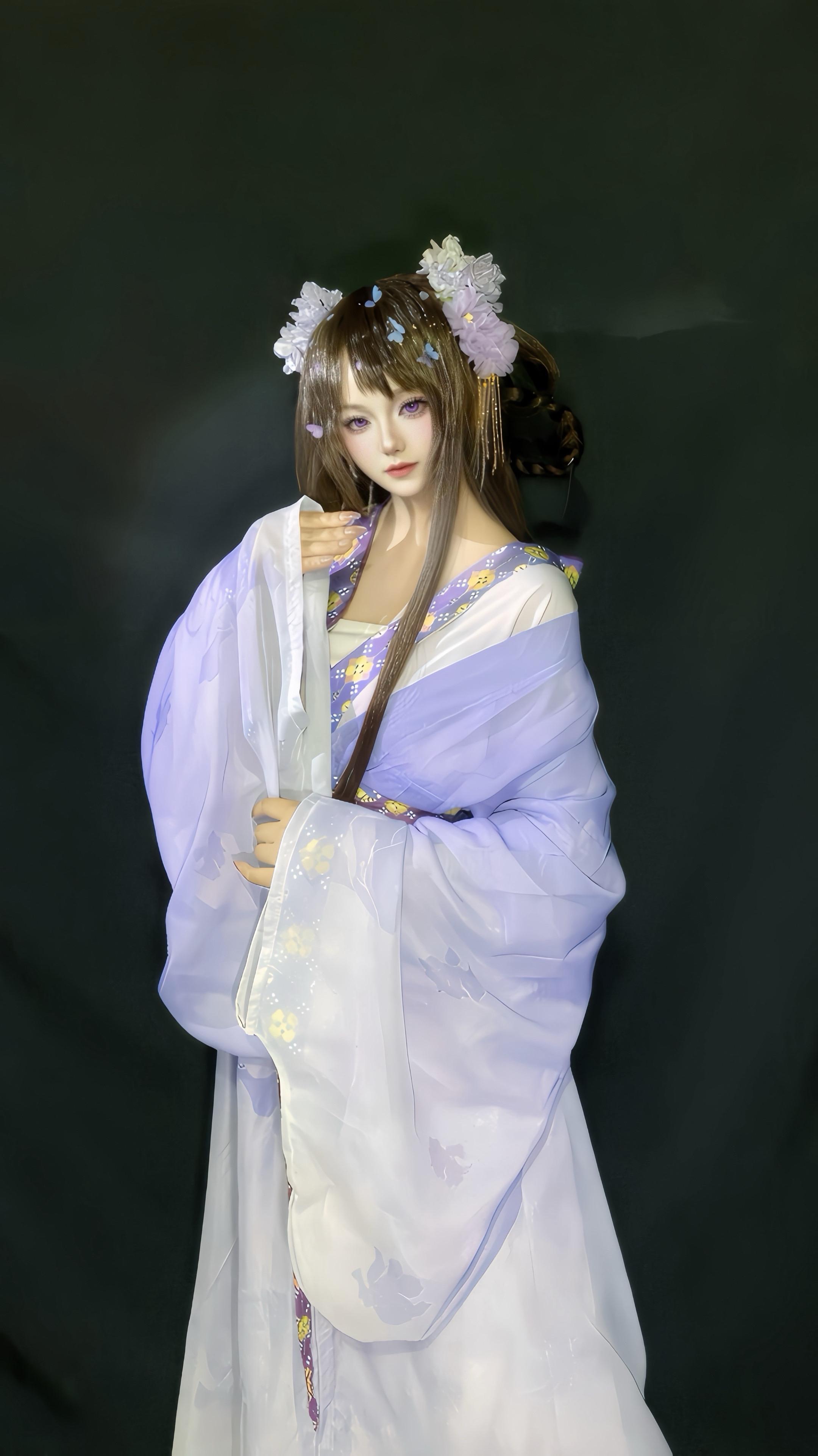 曲有误，周郎顾。