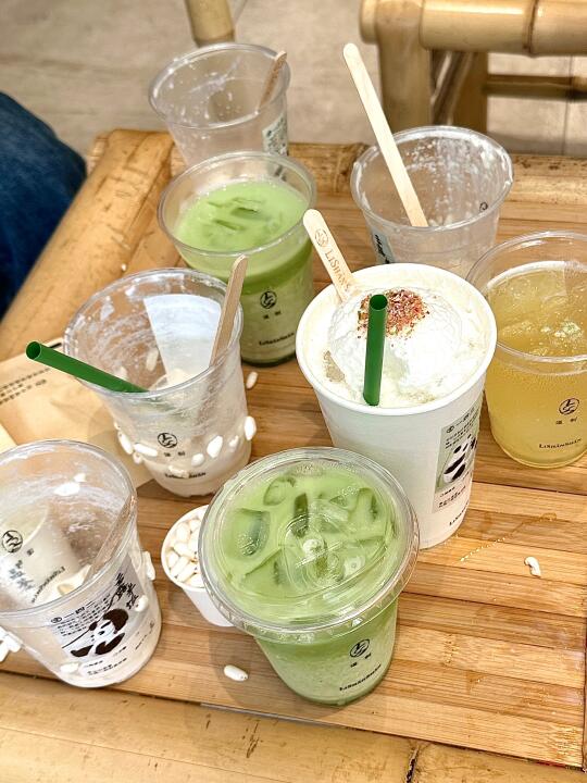 慎入！怒点八杯李山山口味测评！（含新品版