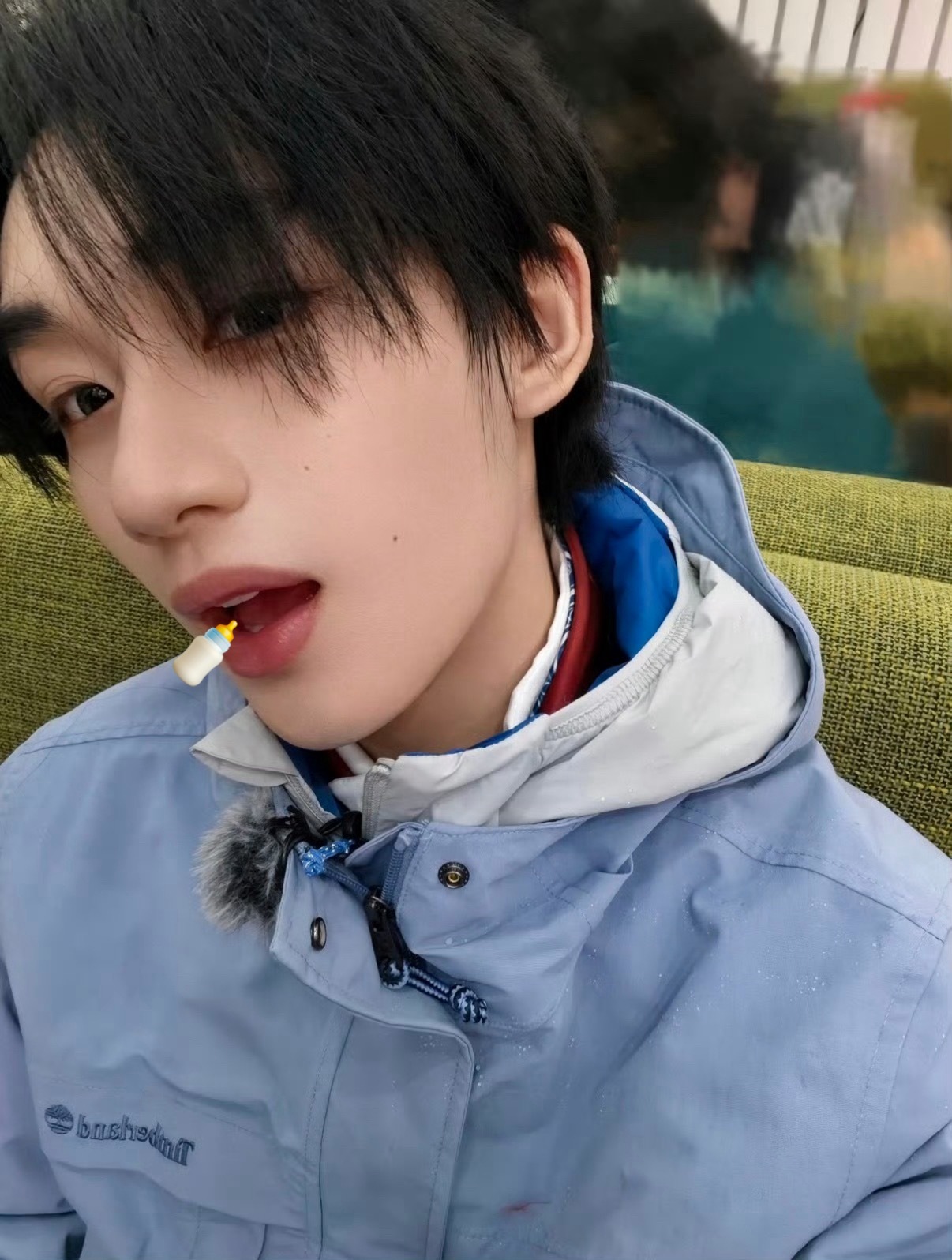 张嘴🍼 