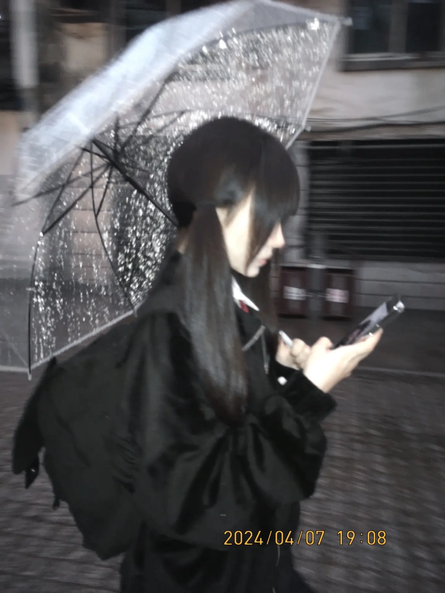 我想你是爱我的 我猜你也舍不得