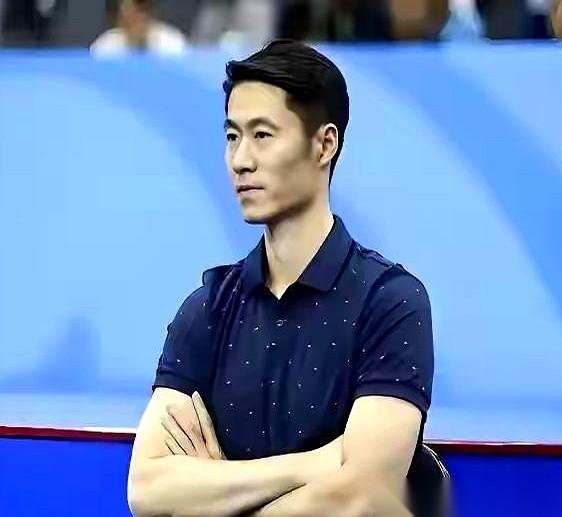 萨格勒布挑战赛，国乒男队的资格赛第一轮。
一个是对阵世界排名256位的对手。
另