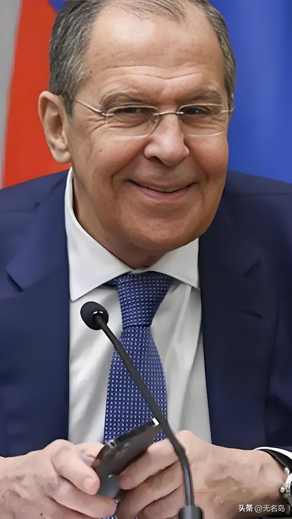 俄罗斯消息
3月22日，俄罗斯外长拉夫罗夫突然对外宣布了一件大事，他说美国正在想