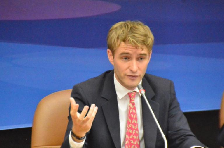 针对7月9日民进党当局伙同“对华政策跨国议会联盟”（IPAC）的7名外国议员，搭