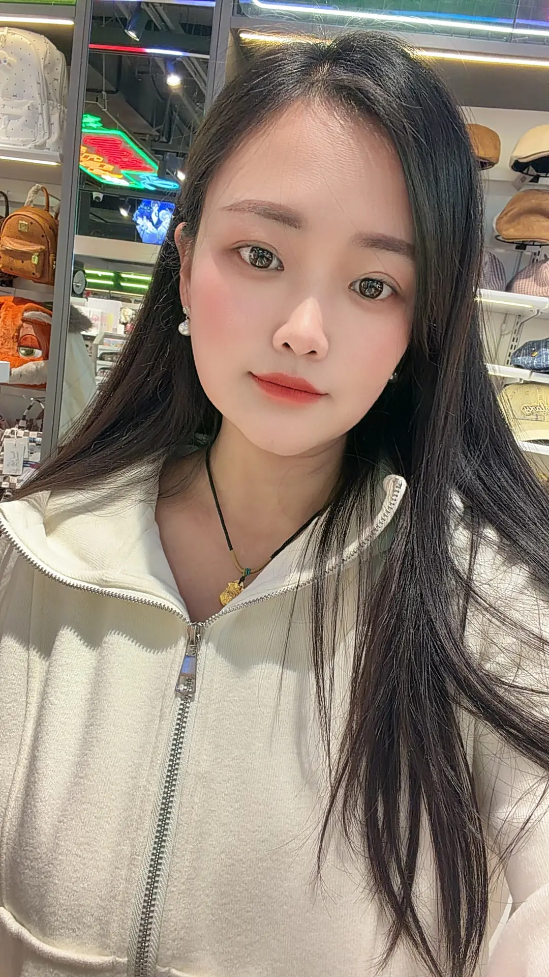 选择伴侣真的很重要，晚点没关系，但一定得是对的人，因为他是你后半辈子的...