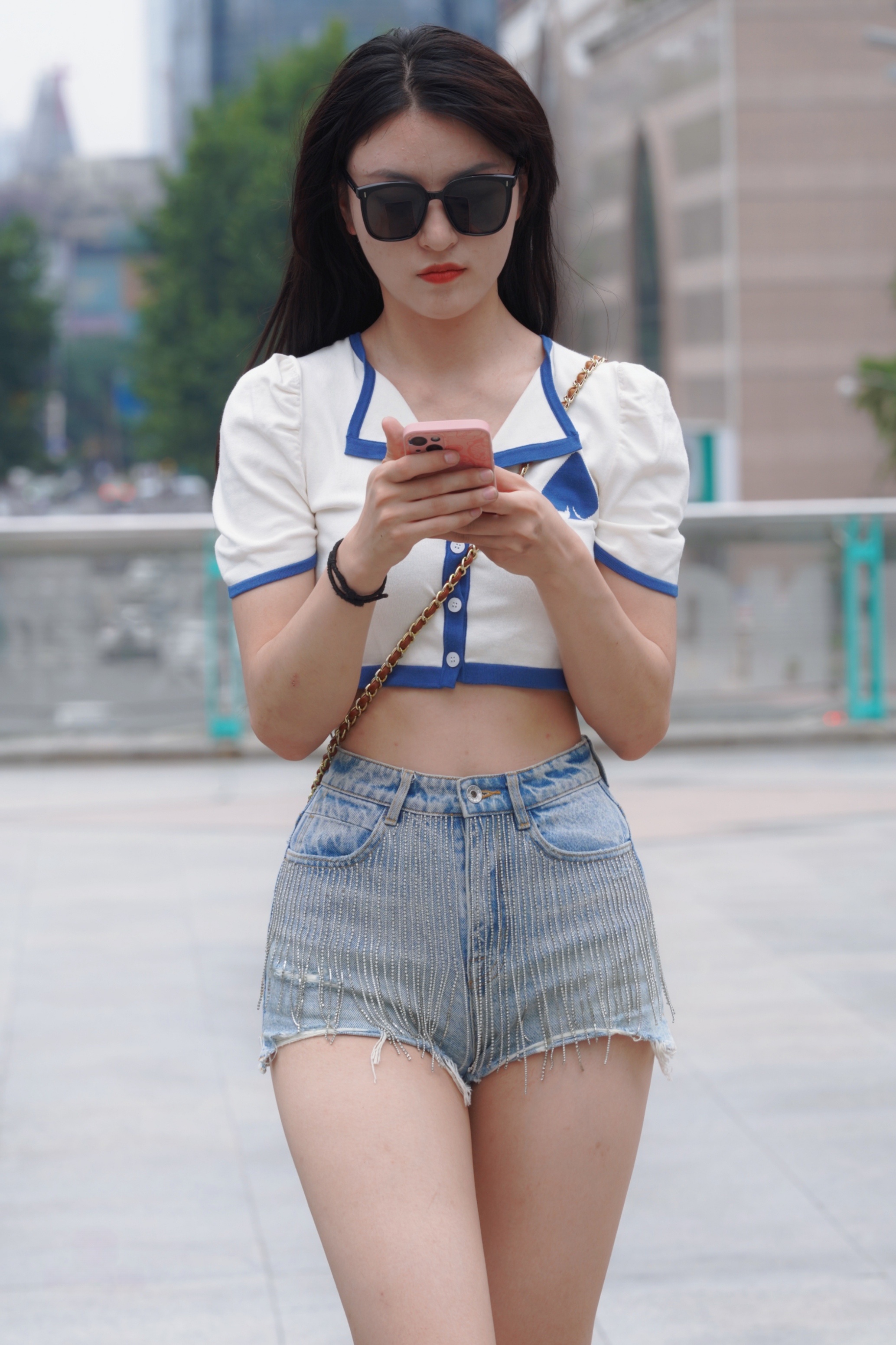 纤腰一抹，遥见长堤夕阳，瘦影轻舞❤ ​​​