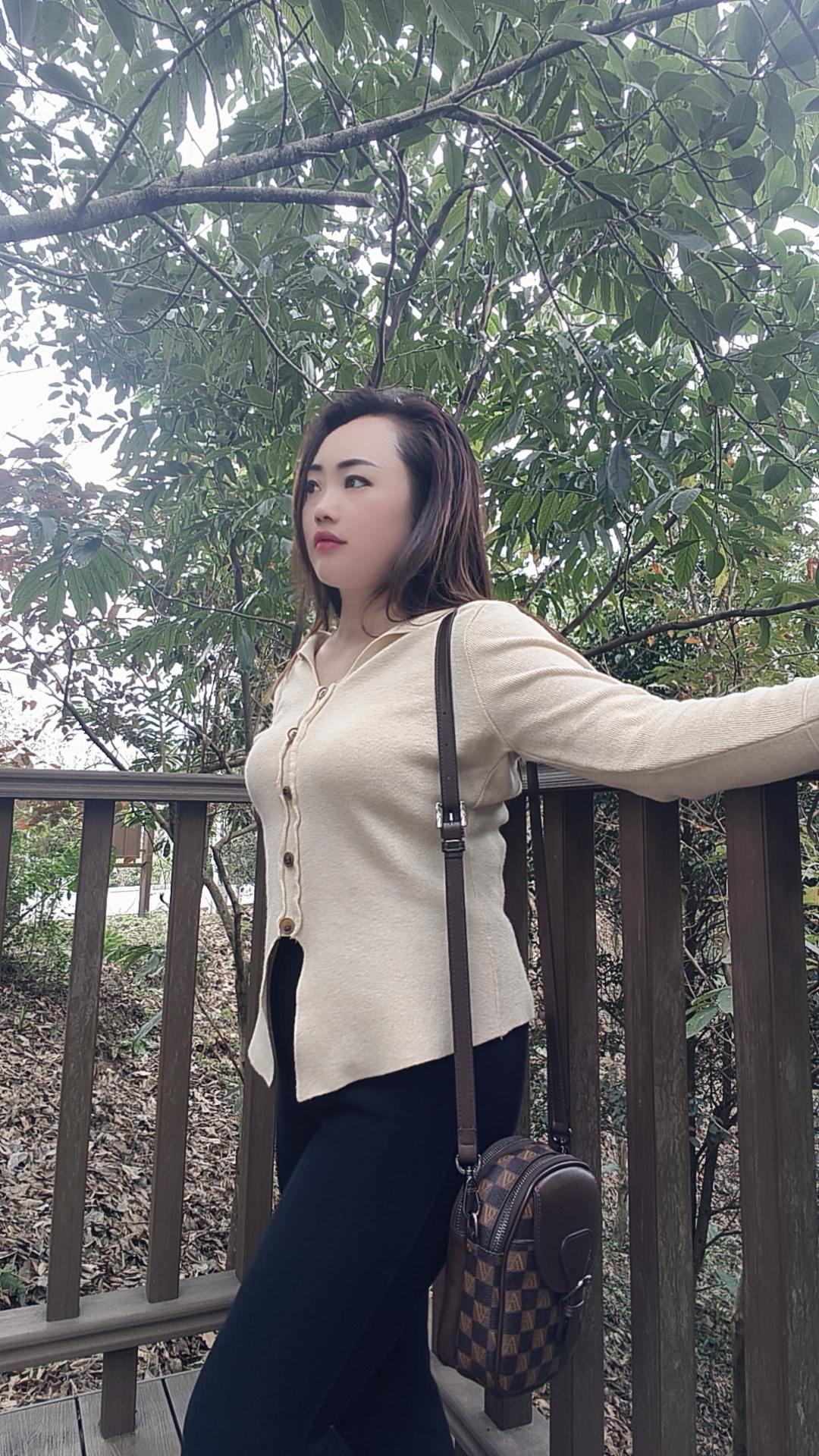 “在这不老不小的年纪， 拿什么来安慰自己…”