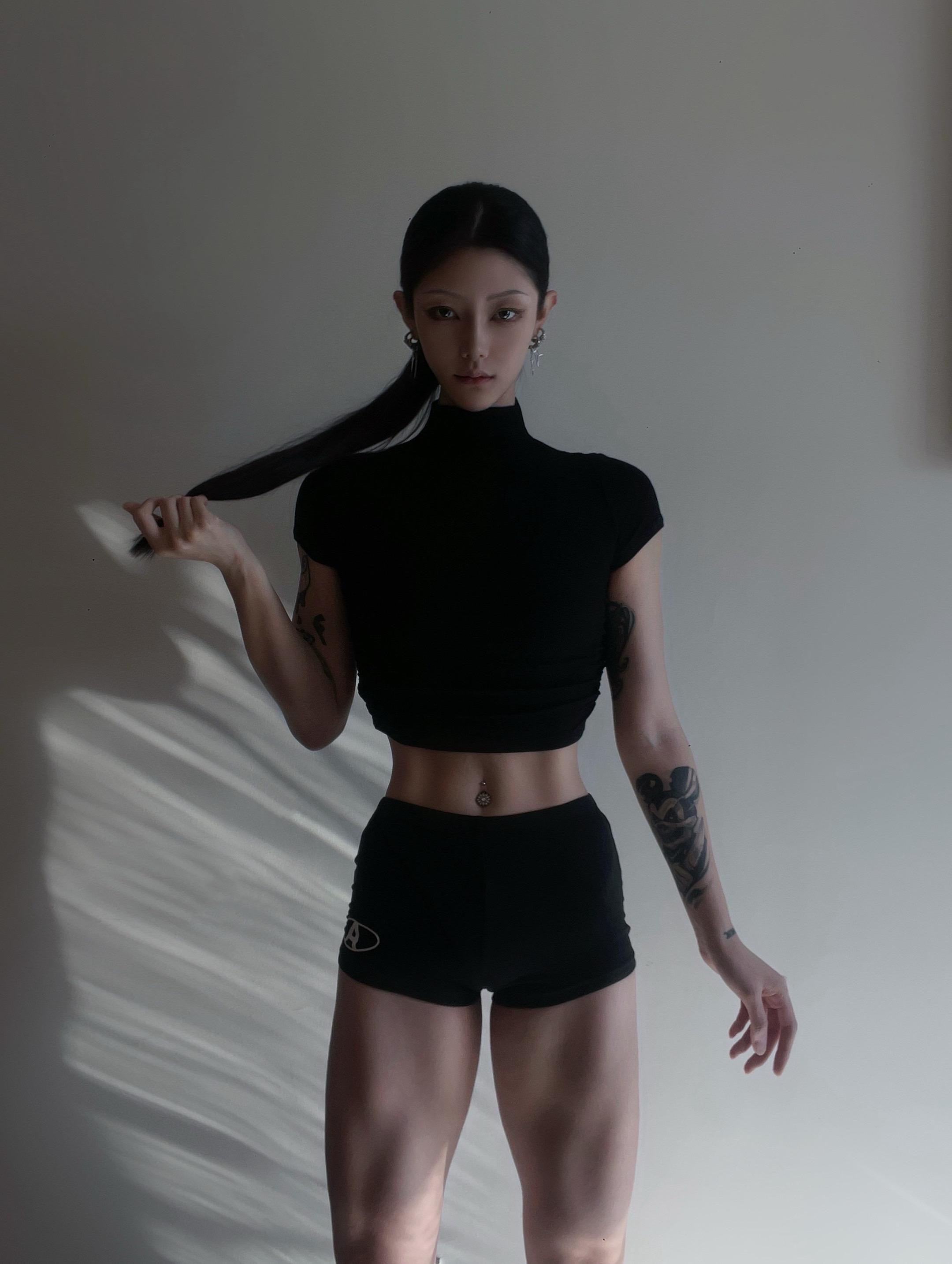 在骂我吗 听不懂 感觉像是在撒娇