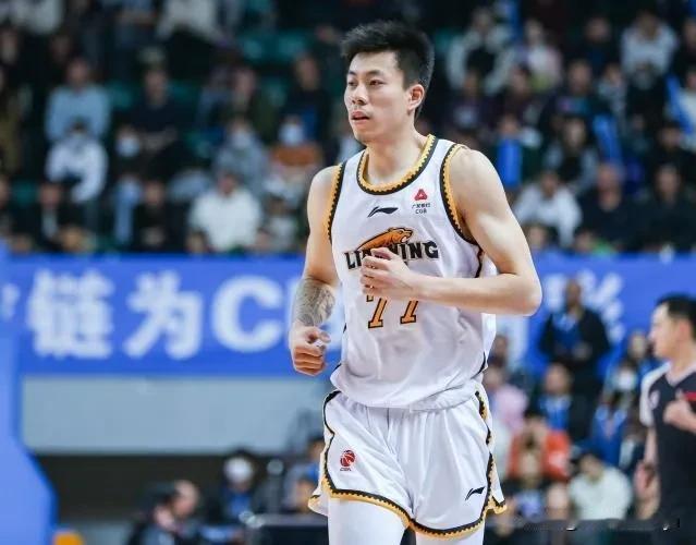 被球迷嘲讽“妈宝男”的两个家伙，帮助辽宁战胜北京。

1. 张镇麟，出战47分5