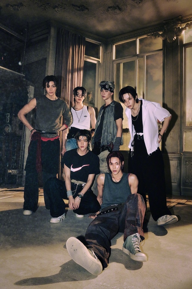 【heraldpop】[RIIZE正规一辑收录曲<Bag Bad Back>MV