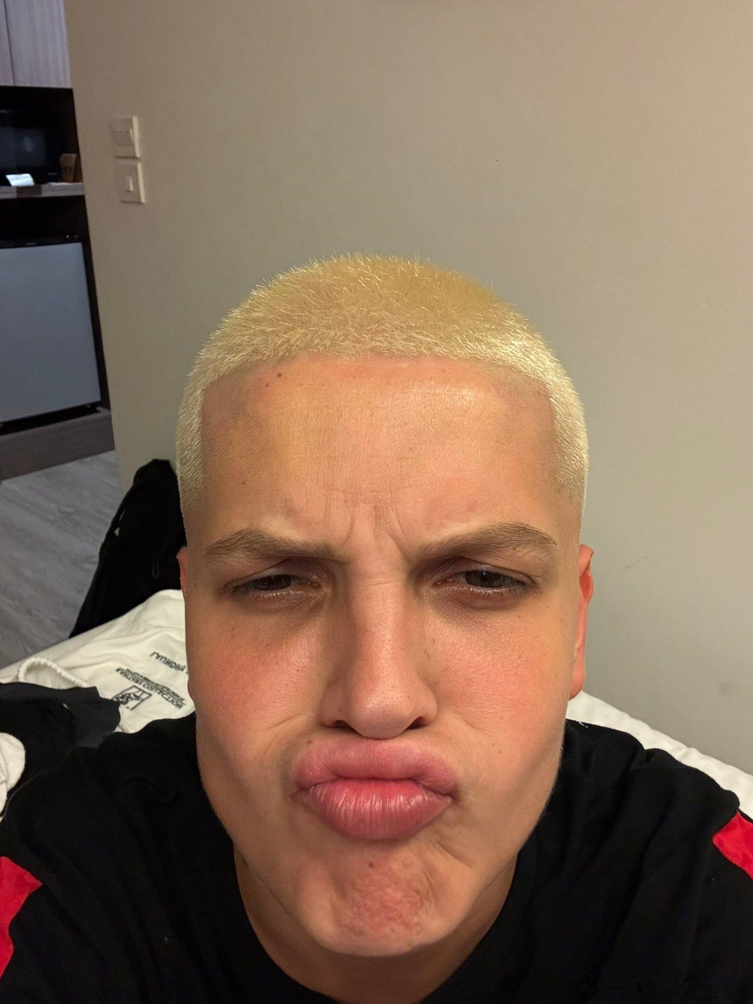 ❓ 多彩的表弟，您喜欢那个颜色的她❓ ​​​