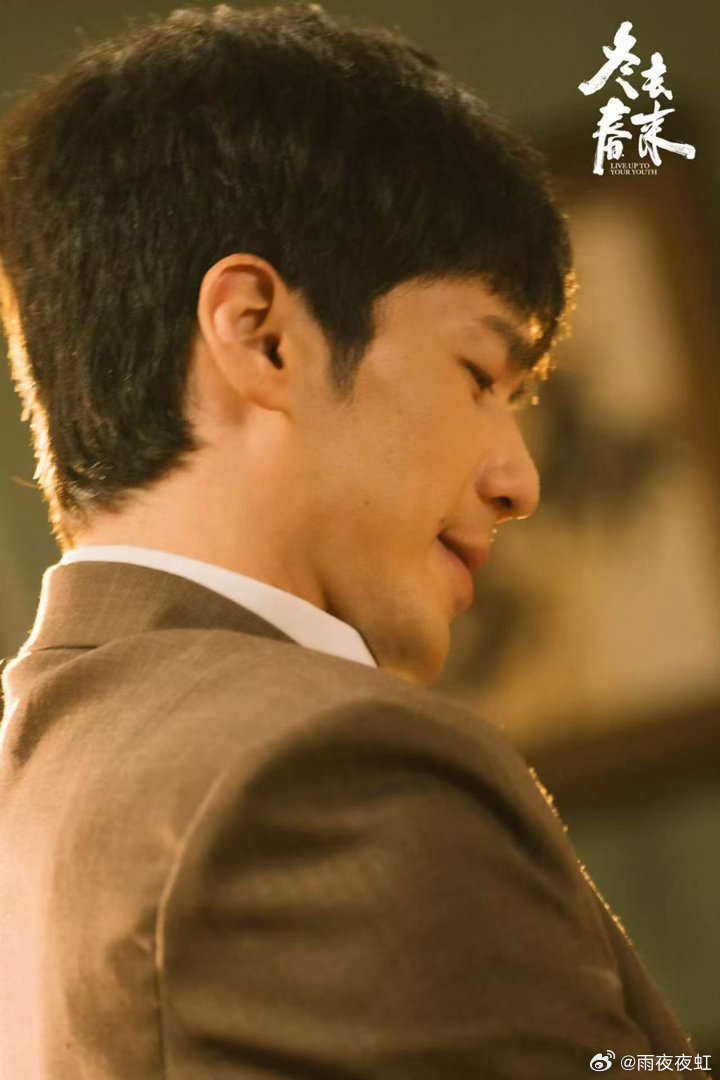 白宇搬起打狗棍砸自己的脸 白宇演徐胜利拜师这段，把“努力努力白努力”演出了新高度