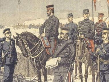 1944年，一群美国士兵闲着无聊，就把日军尸体的衣服扒下来，里面塞进干草，再在衣