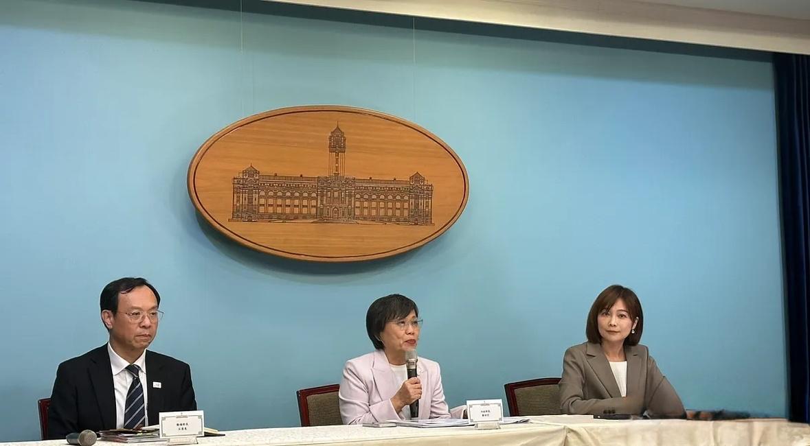 赖清德愿以“被弹劾人”身份列席立院质询   台湾地区领导人发言人表态：“合法合宪