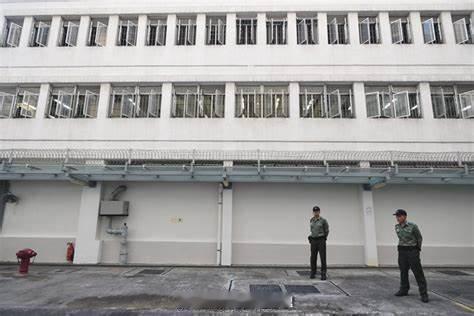 香港监狱消息香港监狱 「還押在囚人士在公立醫院因病不治……」九龍荔枝角收押所一名