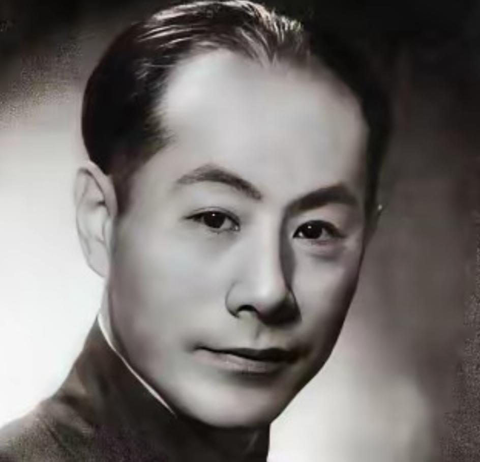 1984年，贺子珍病逝，给她送行的人群中，有一男子不停大声哭喊着四个字，特别引人