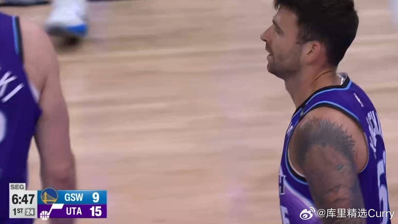 开局打得真沉闷啊.... 