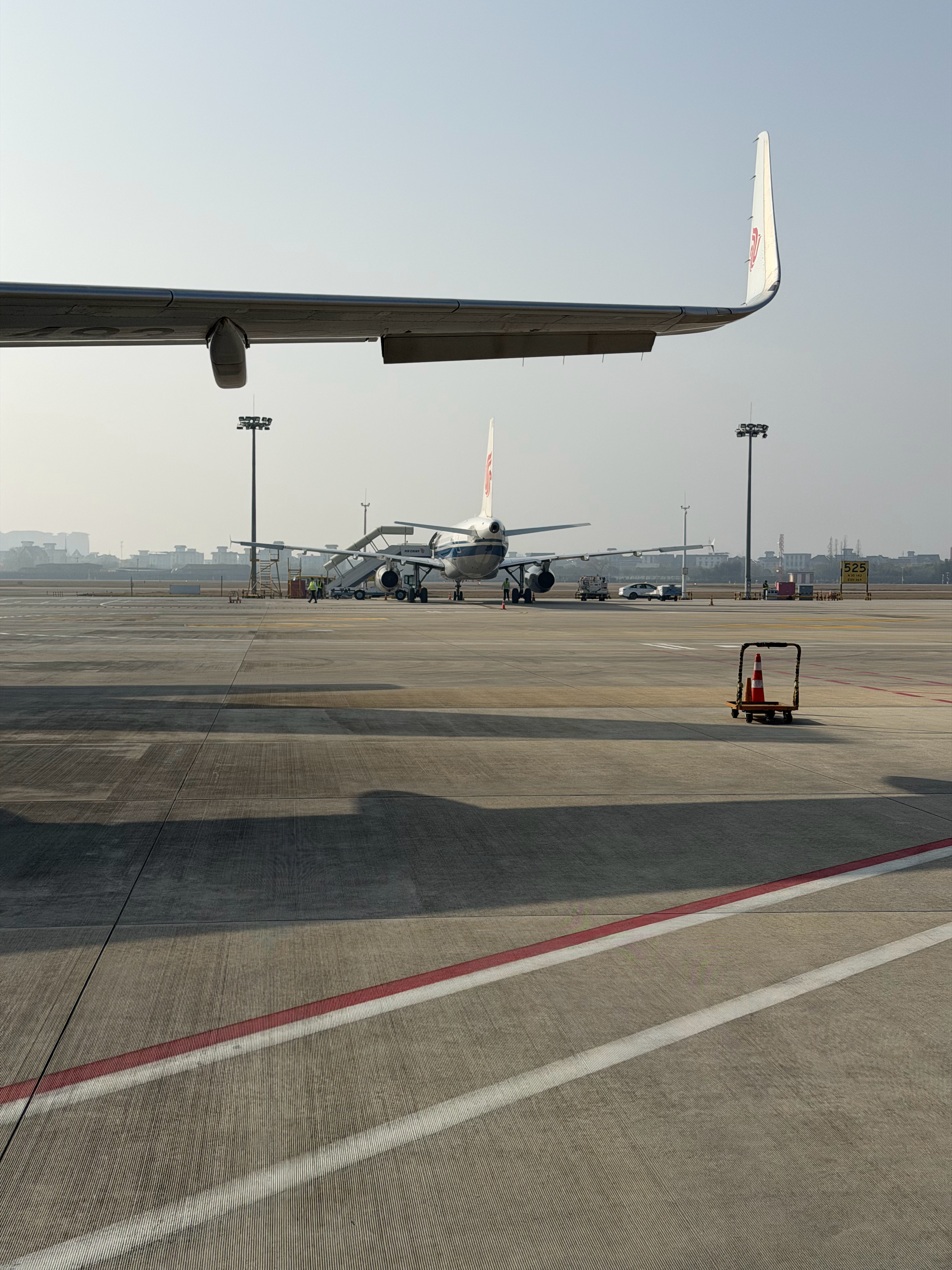 出去兜一大圈，要飞8次，这是1/8 